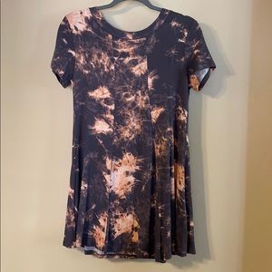 Cute high neck mini dress! NEW WITH TAGS!